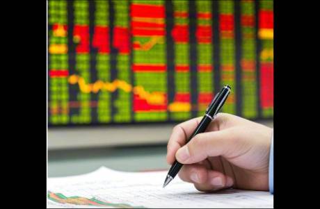 潮玩、YU7賣爆之后，2025年企業(yè)增長戰(zhàn)略來到分蘗點(diǎn)