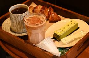 7月，新茶飲開店2597家