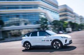 小馬、文遠為港股IPO互掐背后是什么？